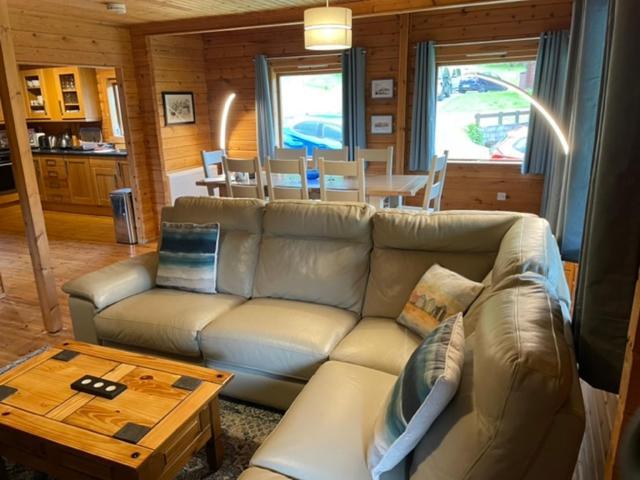 Luxury 3 Bedroom, 3 Bathroom Lodge With Hot Tub Llanbedr  Extérieur photo