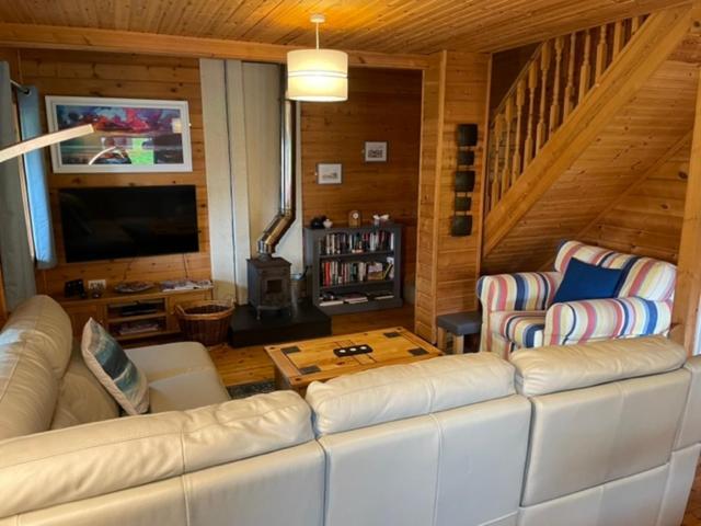 Luxury 3 Bedroom, 3 Bathroom Lodge With Hot Tub Llanbedr  Extérieur photo